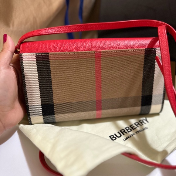 ❤️🔥Burberry Bag❤️🔥 - Picture 3 of 12